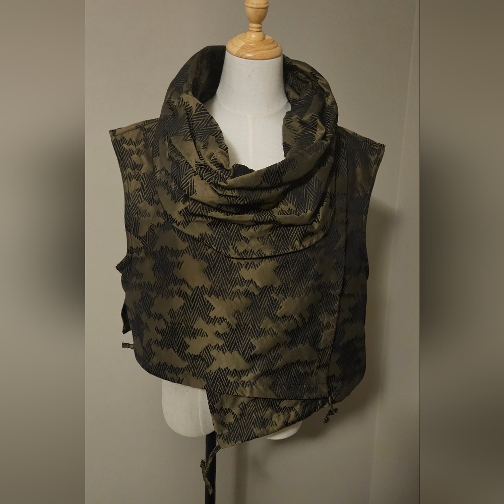 NWT Bryn Walker Pennie Asymmetrical Cowl Neck Cropped Vest: Giza Print: XL